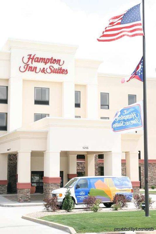 Hampton Inn & Suites Canton North Canton Exteriör bild