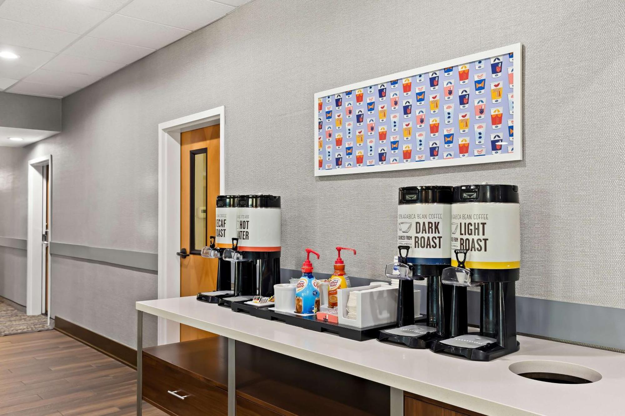 Hampton Inn & Suites Canton North Canton Exteriör bild